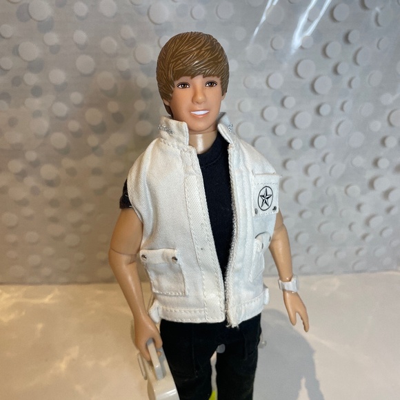Justin Bieber 🇨🇦Singing Doll Limited Edition Collectible Rare 2010 - Picture 5 of 15